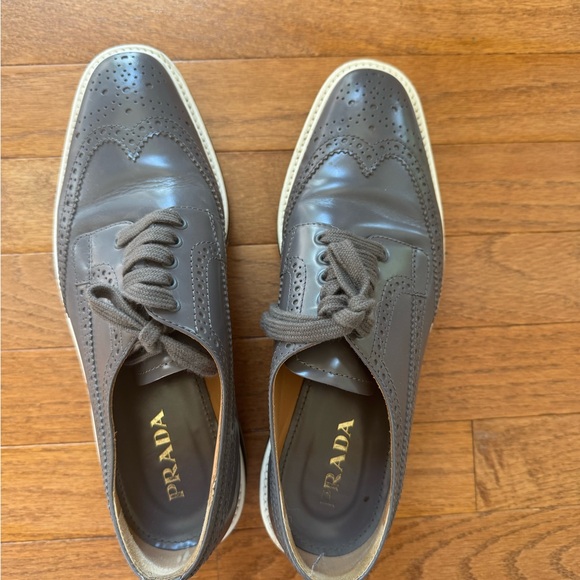 Prada Women's Brown Leather Brogues - Picture 1 of 3